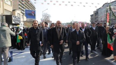 وزیر تعاون در جشن پیروزی انقلاب حاضر شد